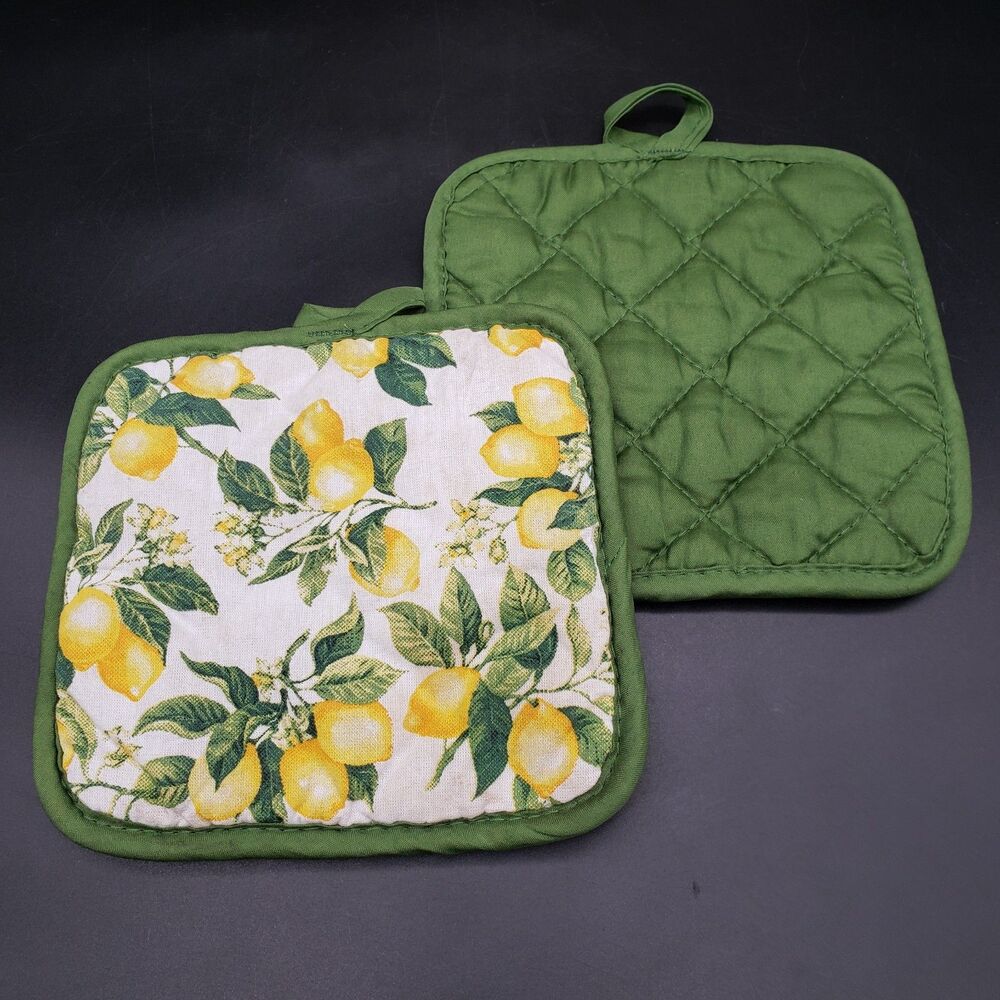 Vintage Lemon Print Pot Holders Set of 2 Reversible Cottage Farmhouse
